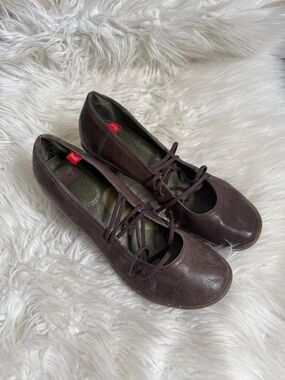 Camper Women's Brown Lace-Up heels size 39